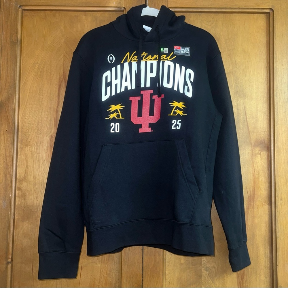 Indiana Hoosiers 2025 National Champions Nike Locker Room Hoodie Sz S NWT